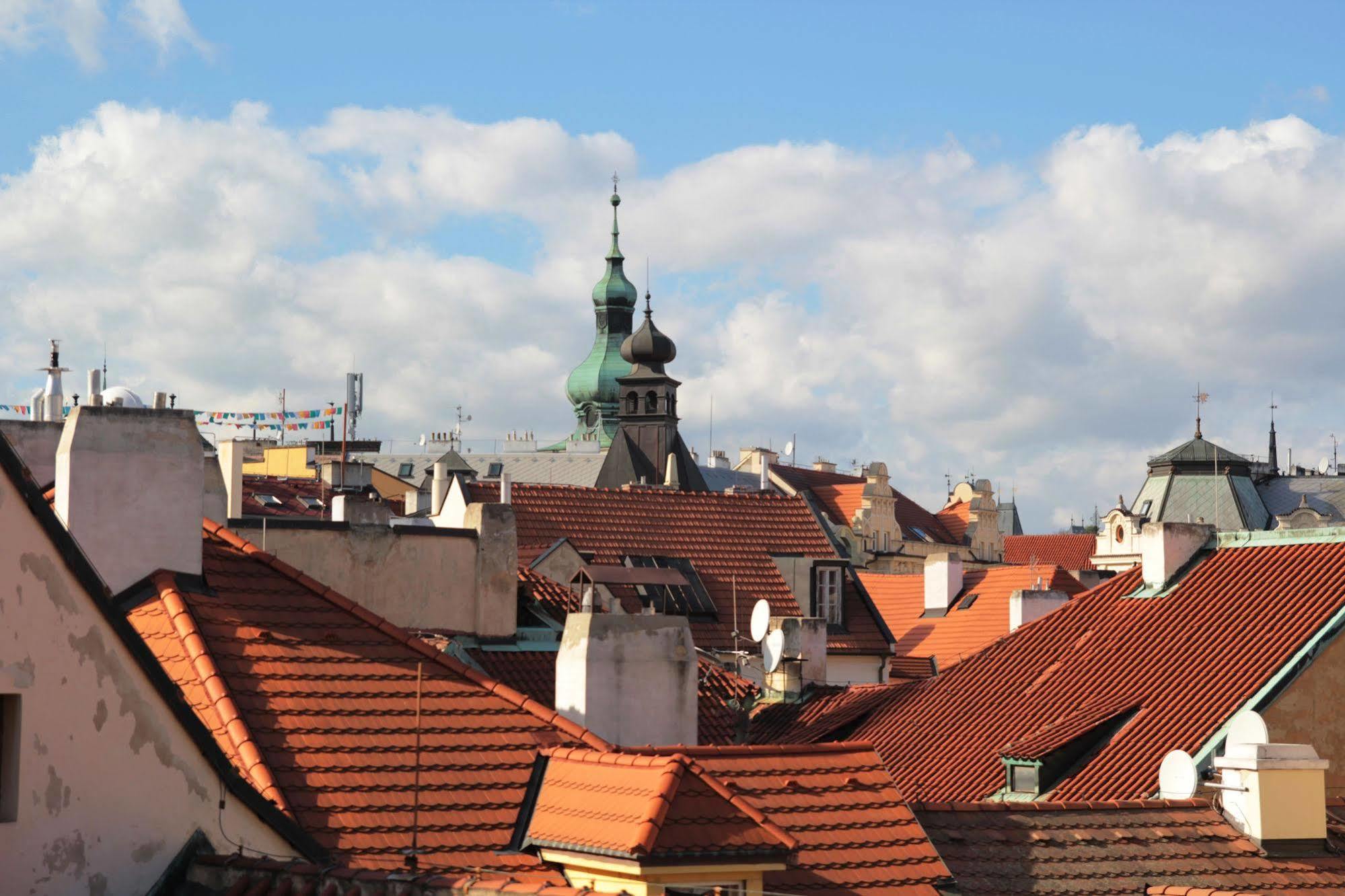 Old Town Boutique Apartments Praag Buitenkant foto