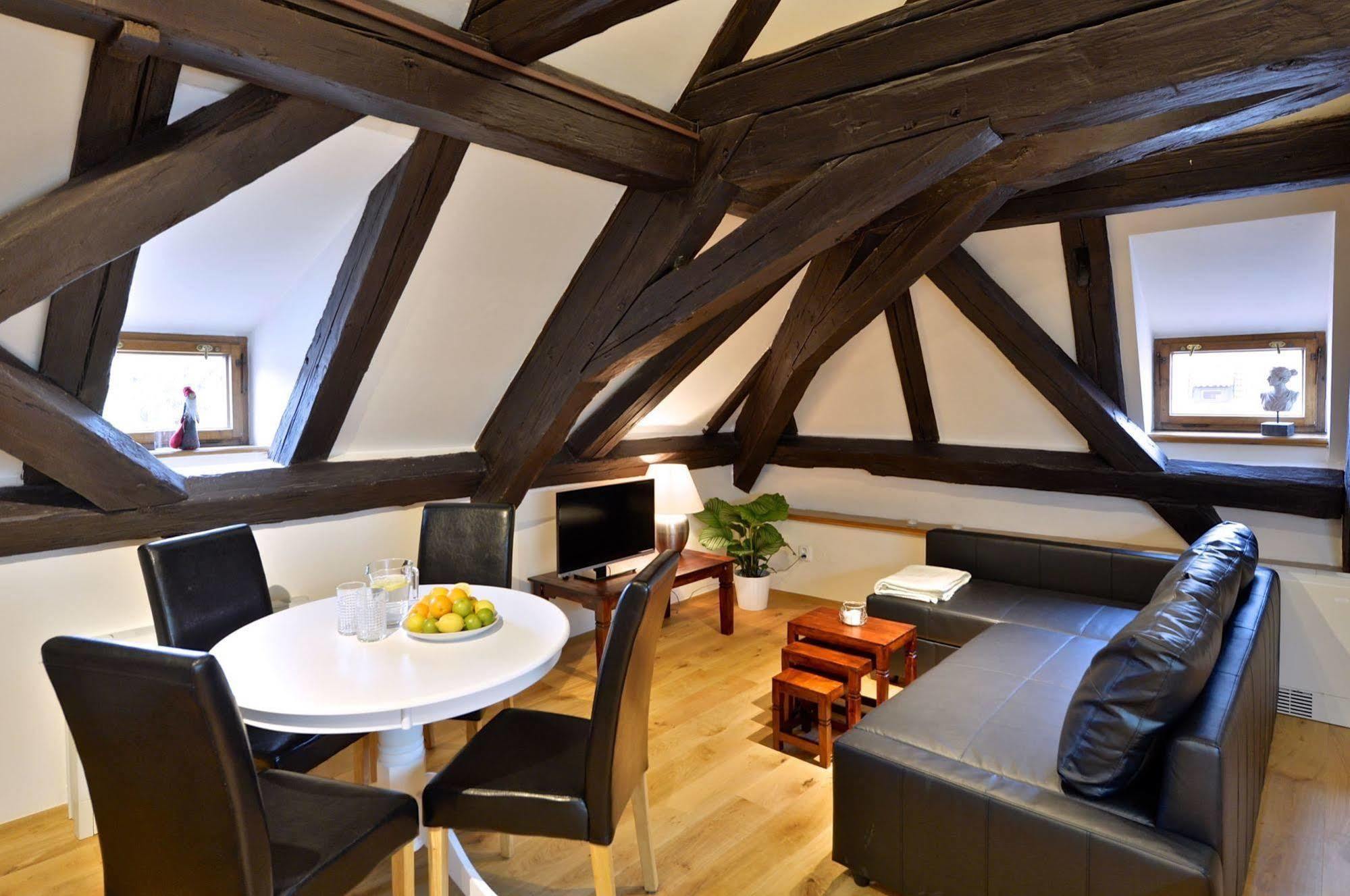 Old Town Boutique Apartments Praag Buitenkant foto